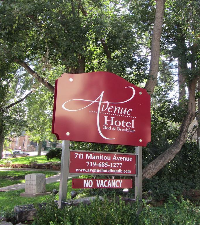 Avenue Hotel Bed And Breakfast 마니투 스프링스 외부 사진