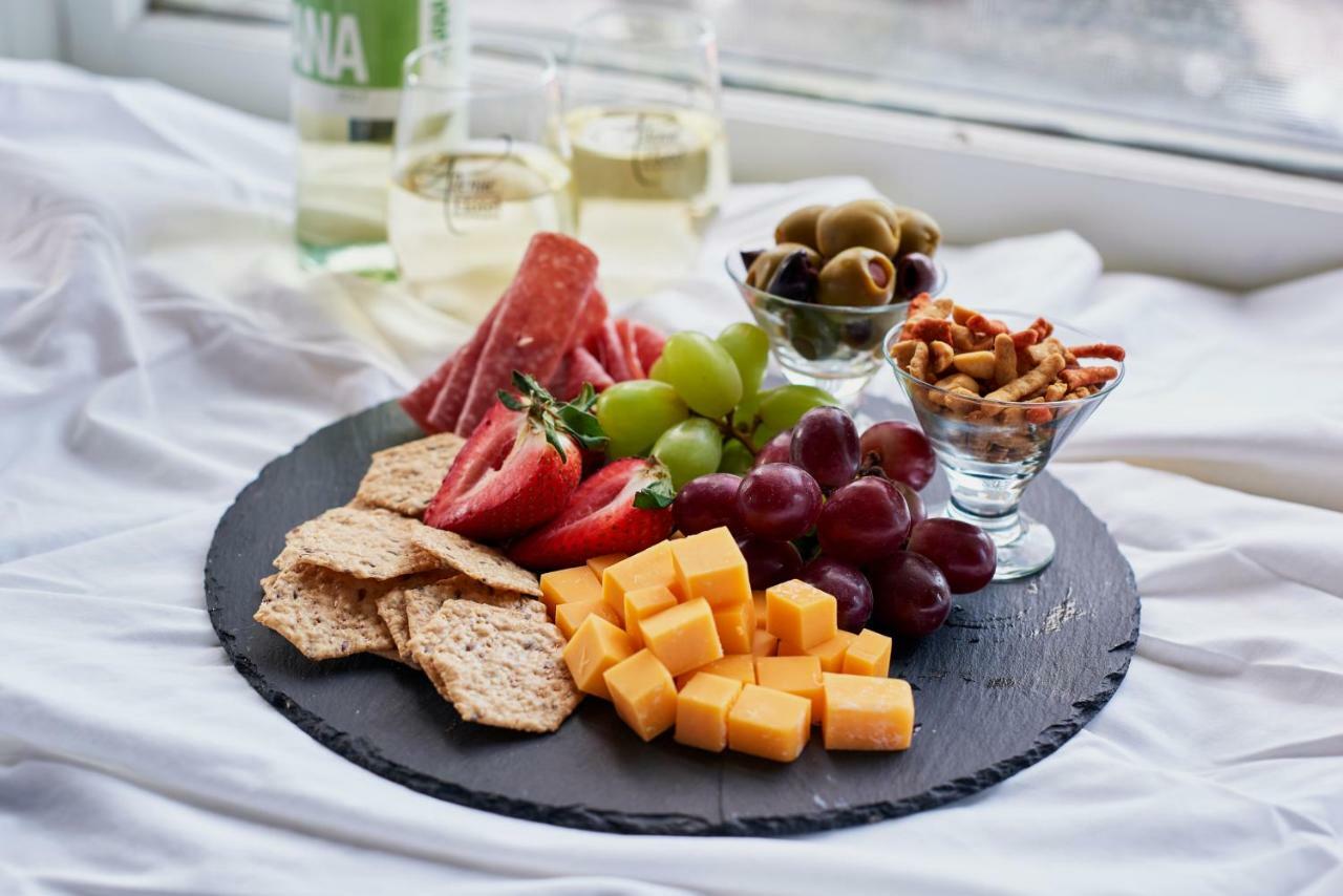 Avenue Hotel Bed And Breakfast 마니투 스프링스 외부 사진